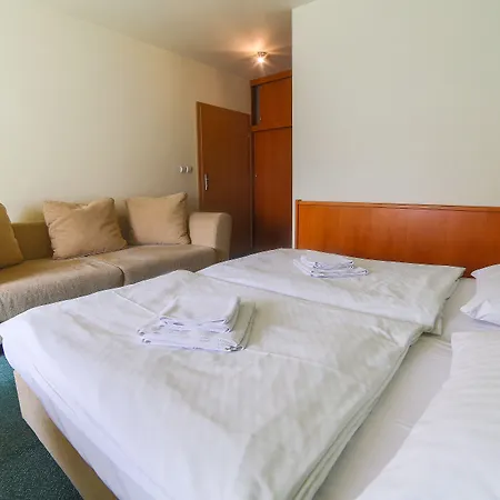 Taaakaryba Bed & Breakfast 2*